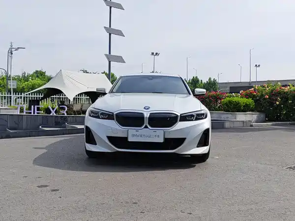 BMW i3 2024