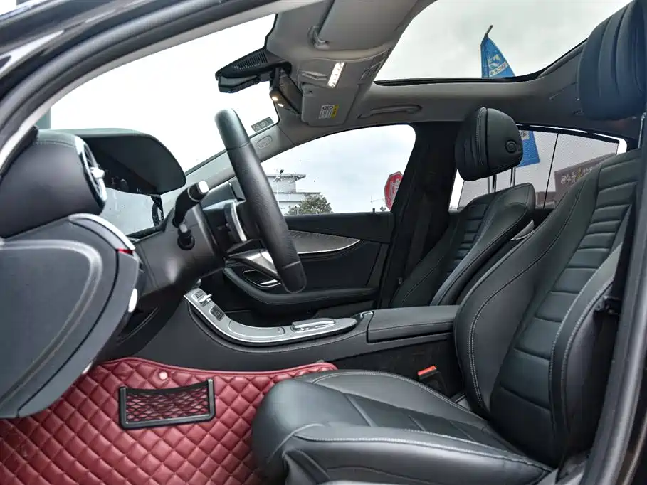 Mercedes-Benz E-Class 2021 — фото 12