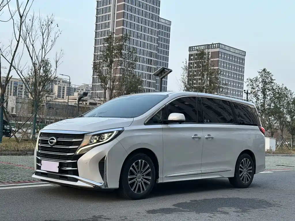 GAC Motor Trumpchi M8 2023 — фото 1