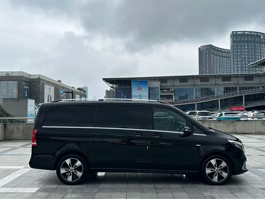 Mercedes-Benz V-Class 2021