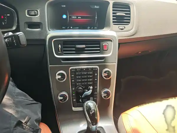 Volvo S60 2016