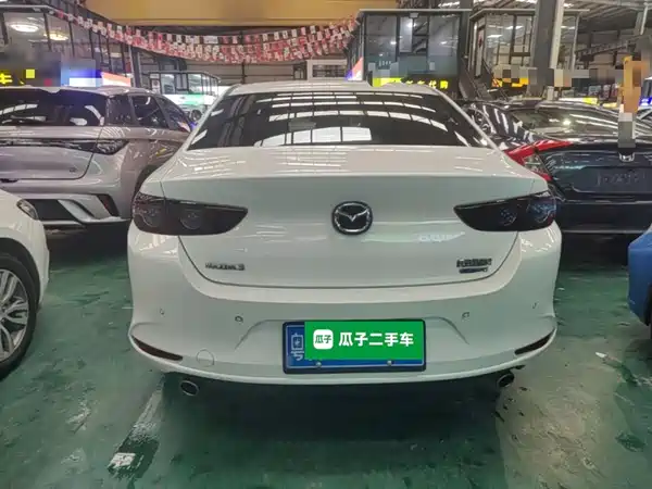 Mazda 3 Axela 2021