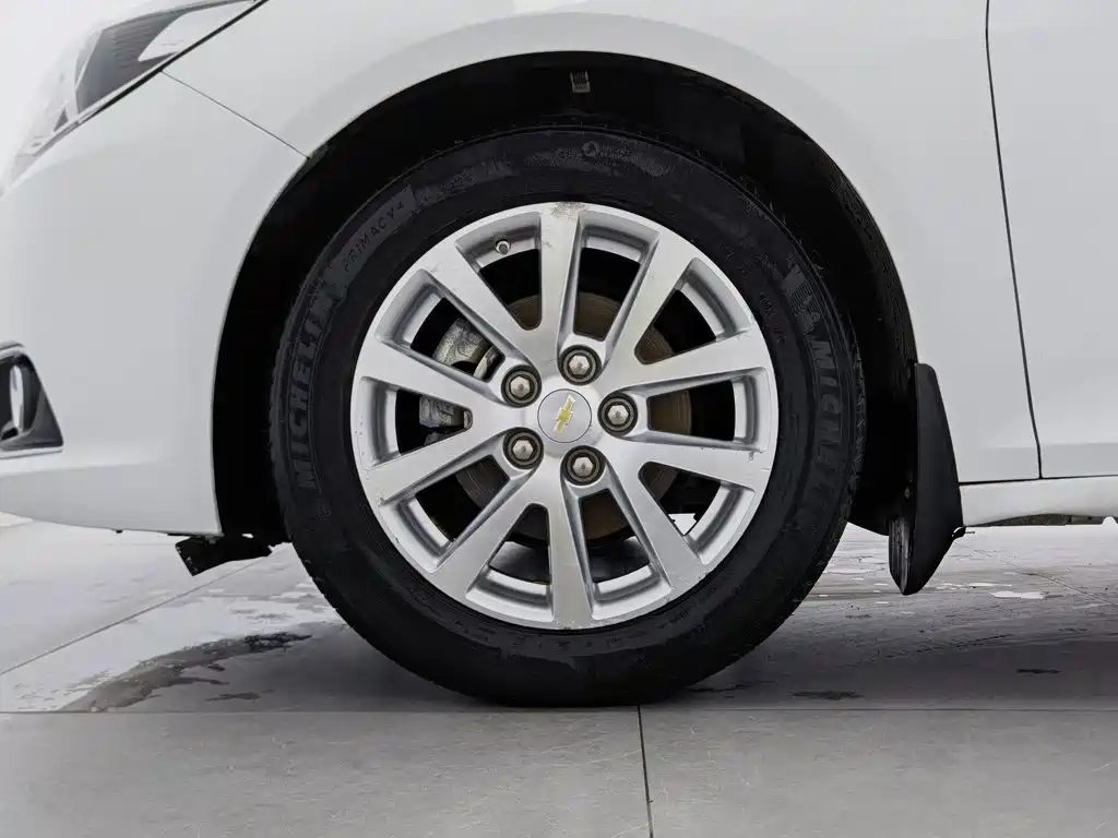 Chevrolet Malibu 2014 — фото 17