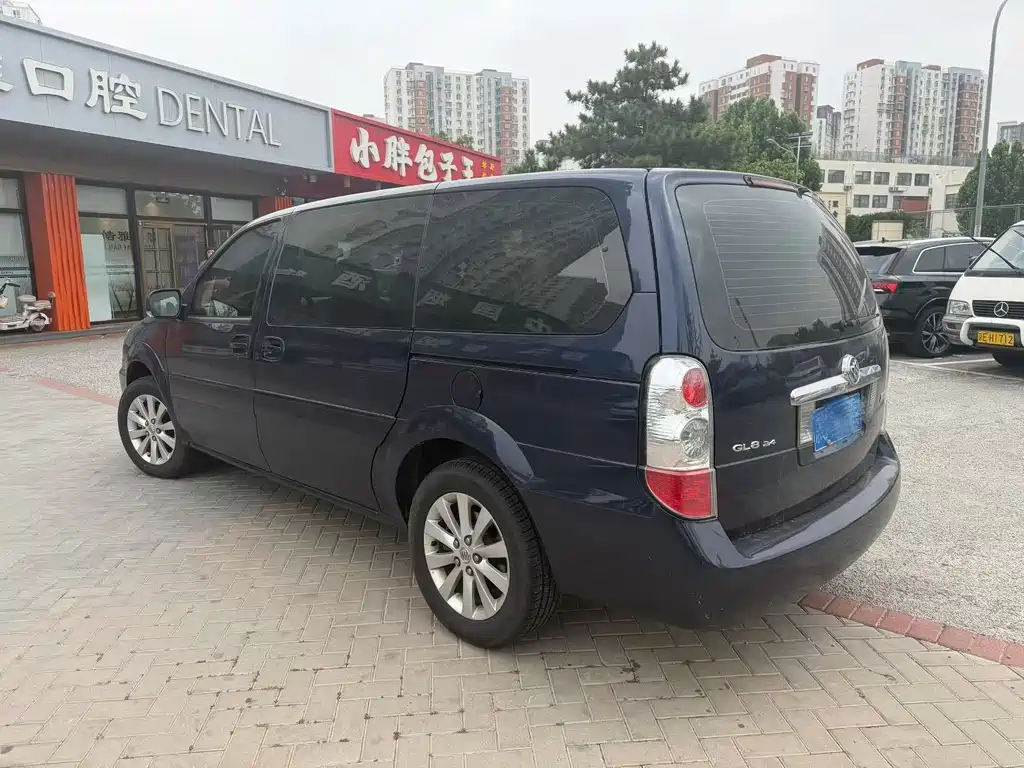 Buick GL8 2017