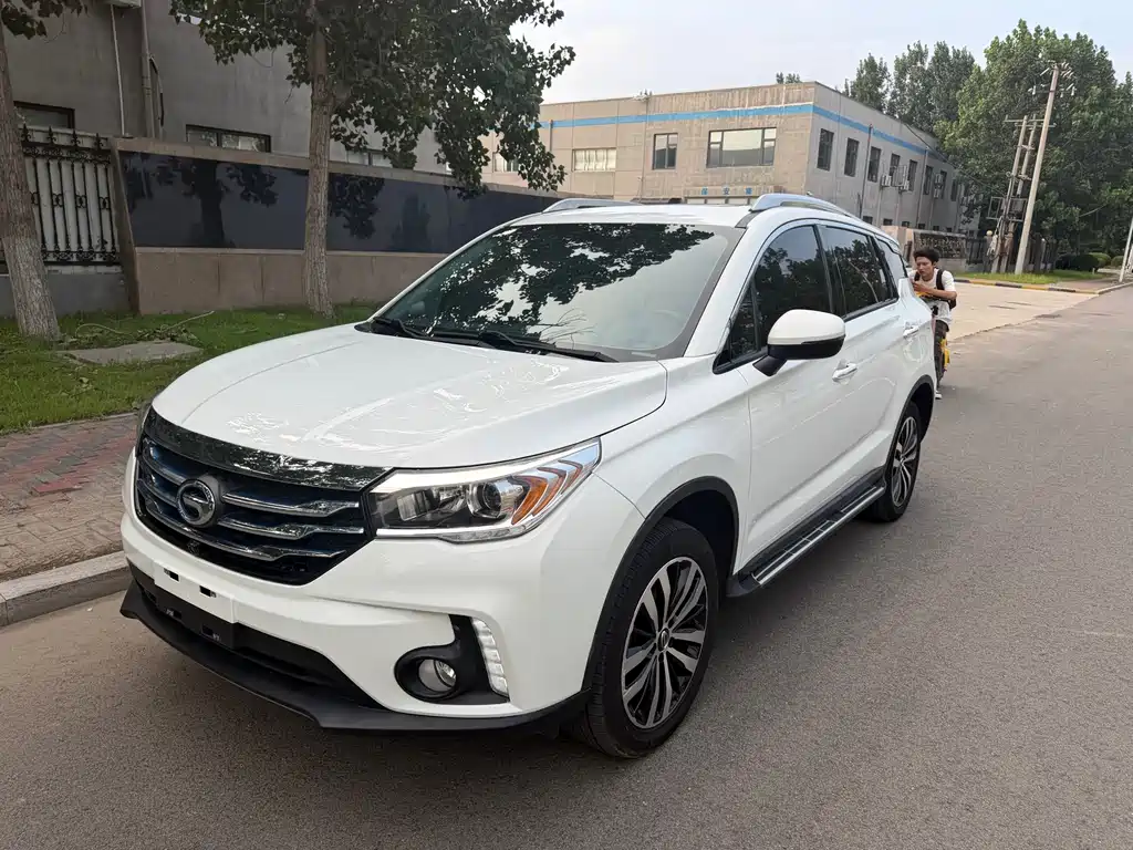 GAC Trumpchi GS4 New Energy 2018 — фото 1