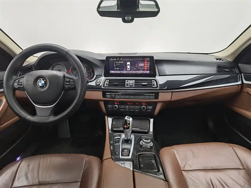 BMW 5 Series 2016 — фото 5
