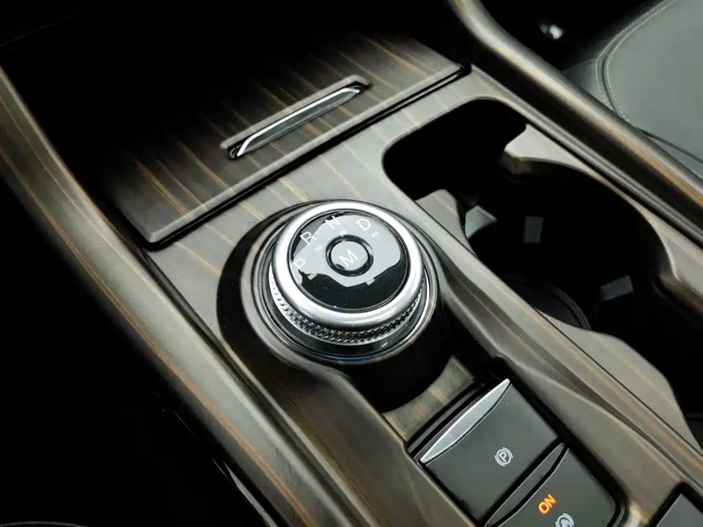 Ford Explorer 2021 — фото 13