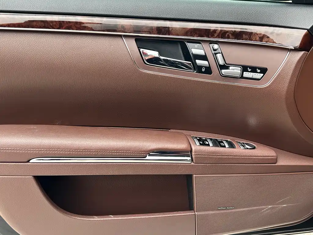 Mercedes-Benz S-Class 2011 — фото 19