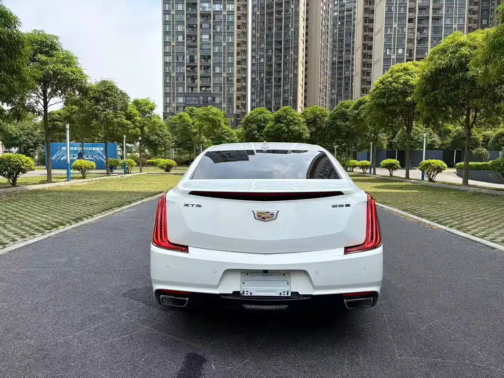 Cadillac XTS 2018 — фото 4