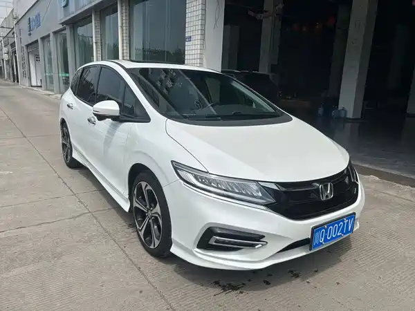 Honda Jade 2017