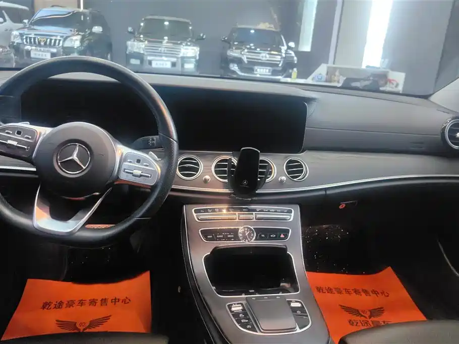 Mercedes-Benz E-Class 2019 — фото 13