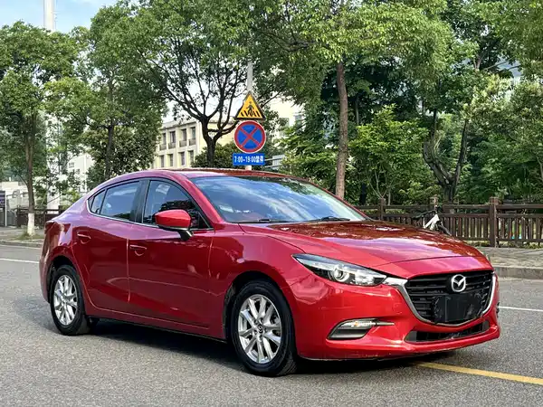 Mazda 3 Axela 2018