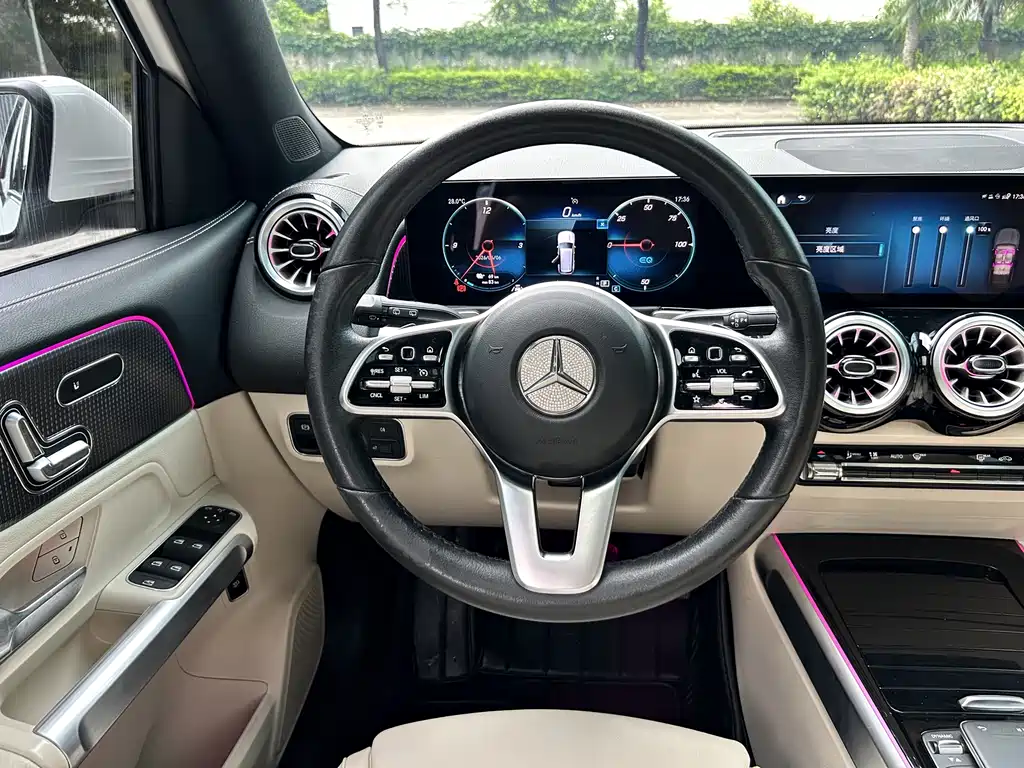 Mercedes-Benz EQB 2023 — фото 10