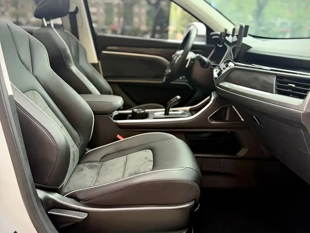 Haval H6 2023 — фото 13