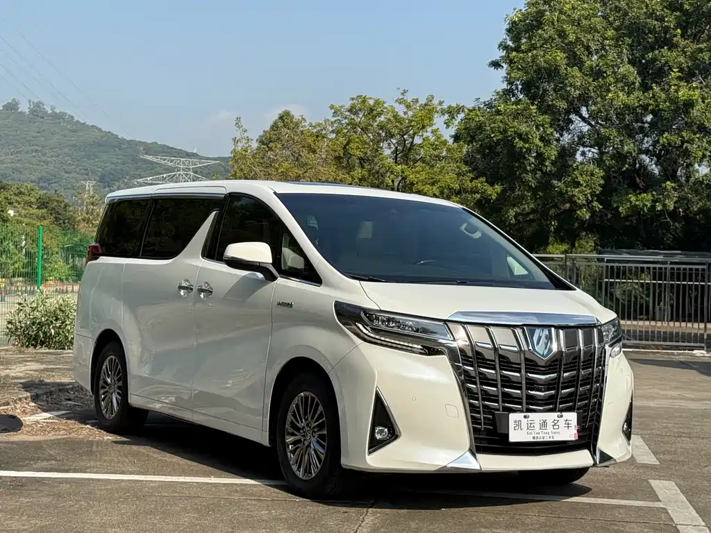 Toyota Alphard 2021