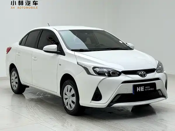 Toyota Yaris L 2020