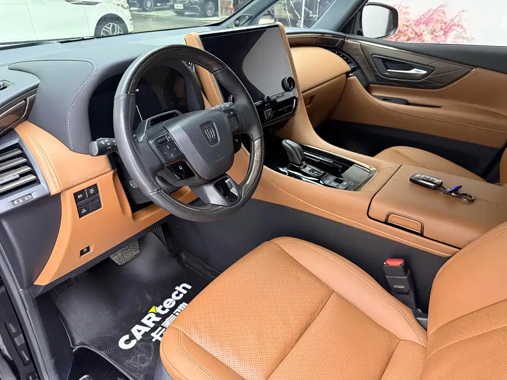 Toyota Vellfire 2024 — фото 13