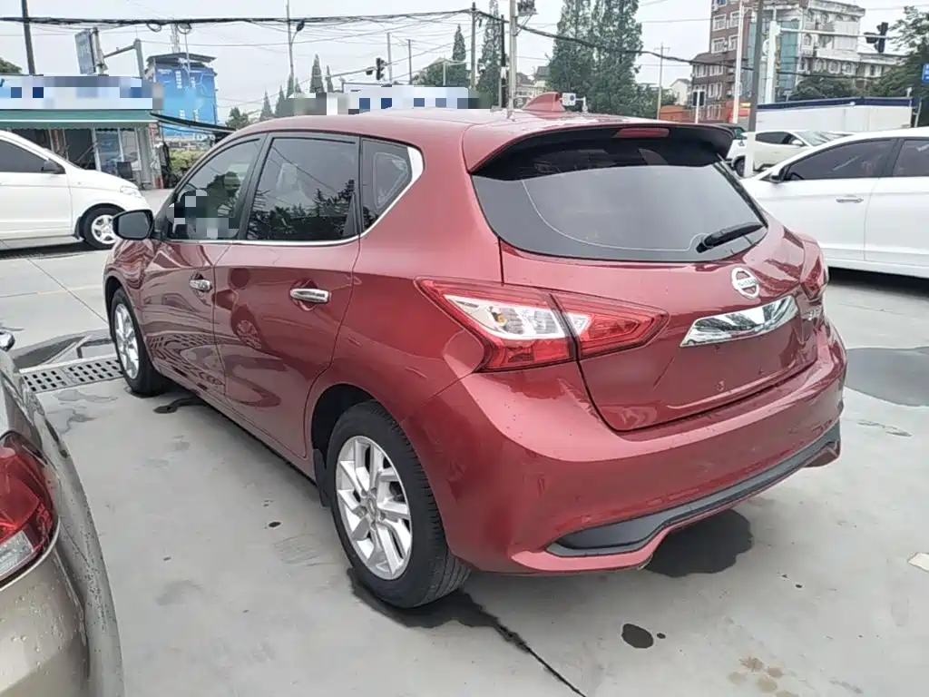 Nissan Tiida 2023