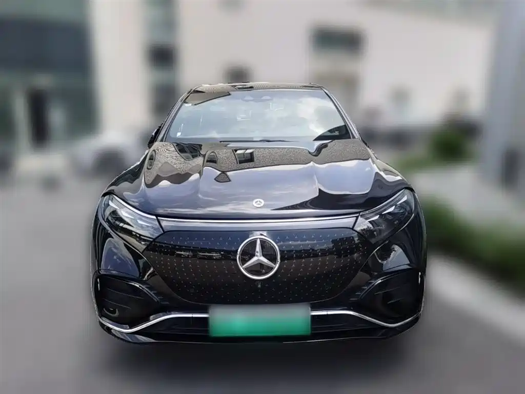 Mercedes-Benz EQS SUV 2023 — фото 5