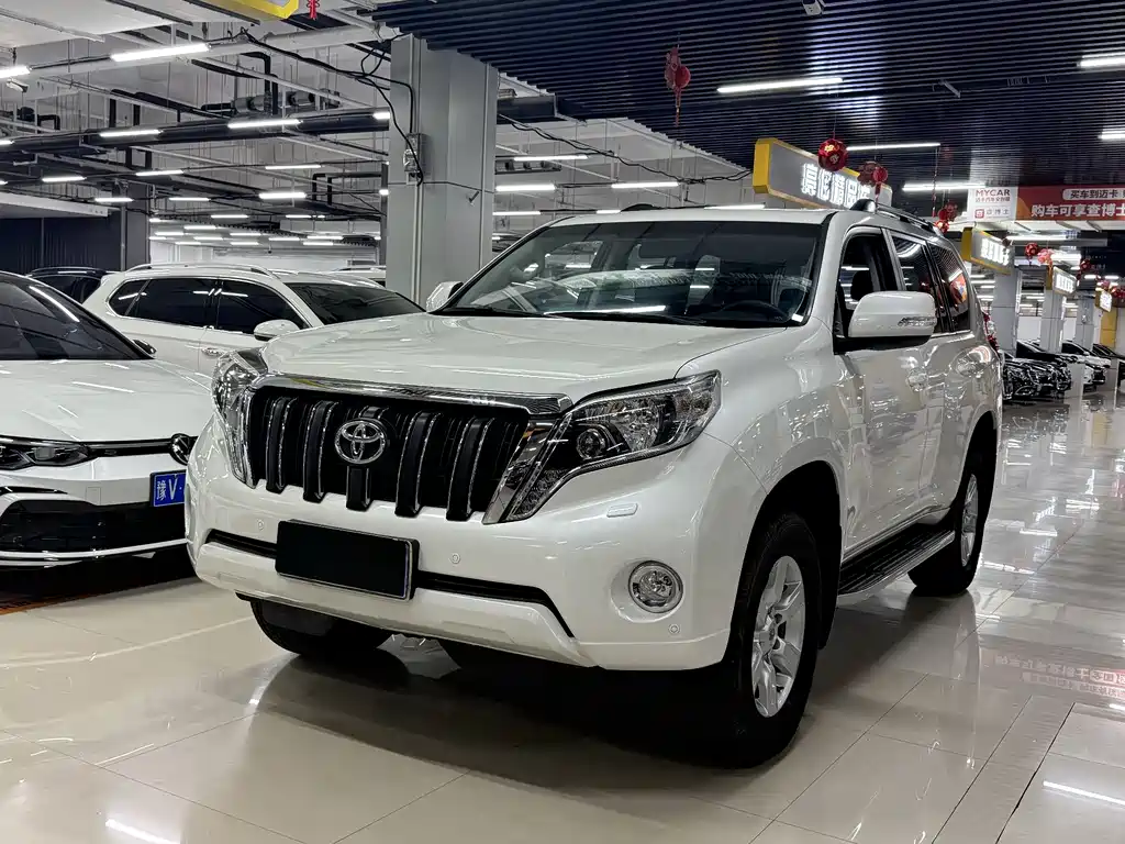 Toyota Prado 2017 — фото 1