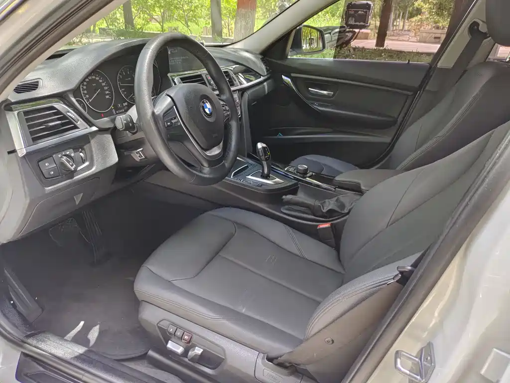 BMW 3 Series 2017