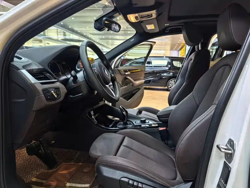 BMW X2 2020 — фото 12