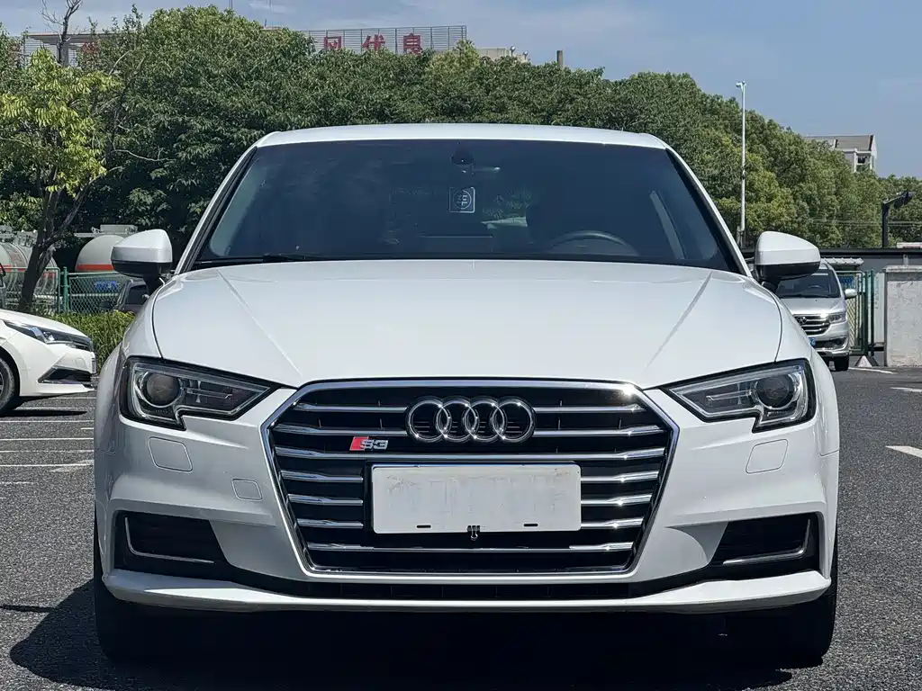 Audi A3 2019 — фото 4