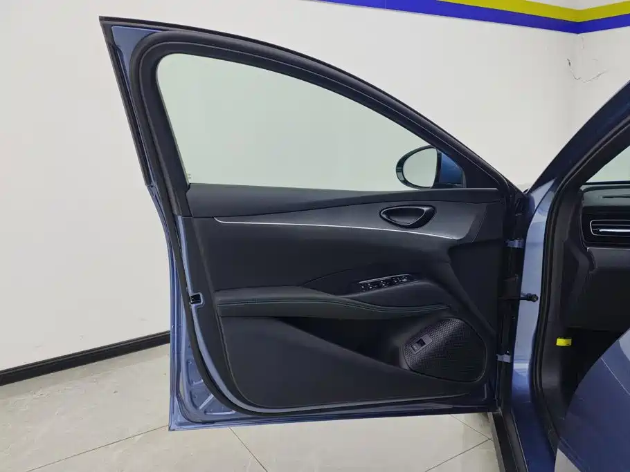 BYD Seal 06 2025