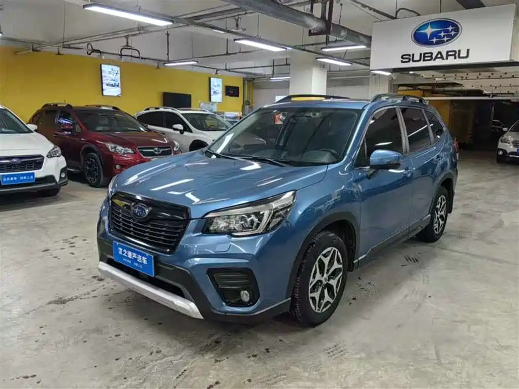 Subaru Forester 2019 — фото 1