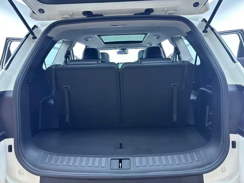 Hyundai Santa Fe 2023 — фото 27