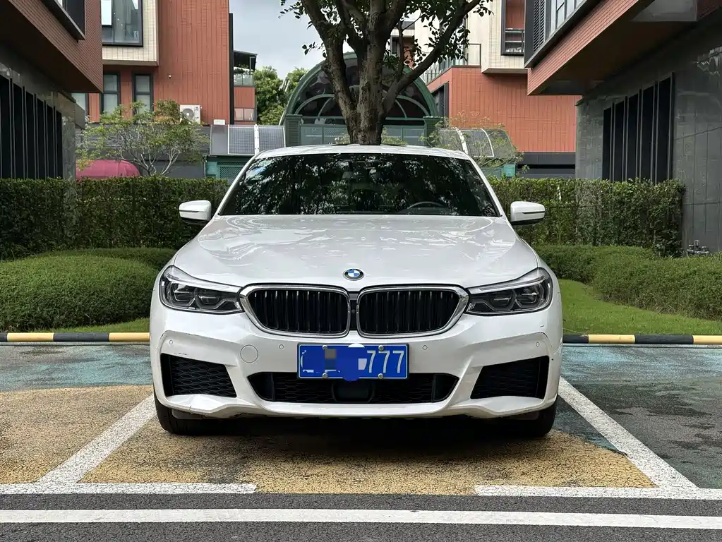 BMW 6 Series GT 2018 — фото 2
