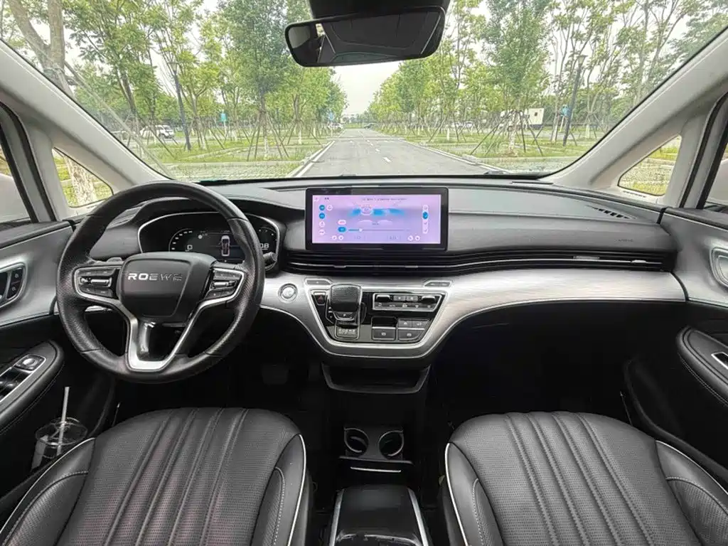 Roewe iMAX8 2021 — фото 10