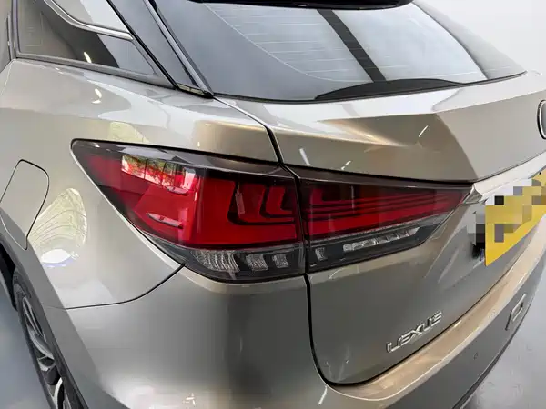 Lexus RX 2020