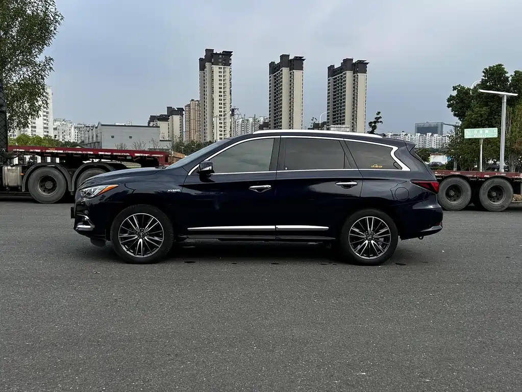 Infiniti QX60 2019 — фото 19