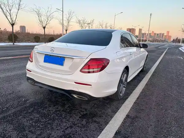 Mercedes-Benz E-Class 2016