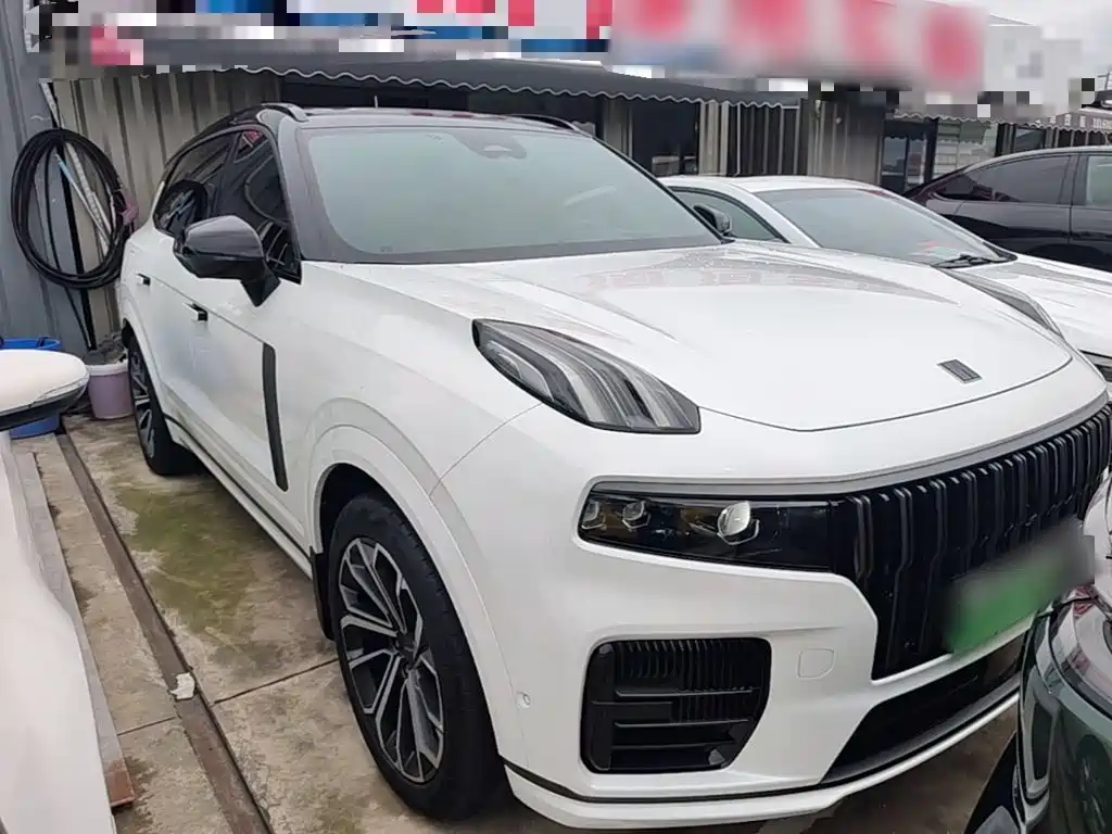 Lynk & Co 09 EM-P 2022