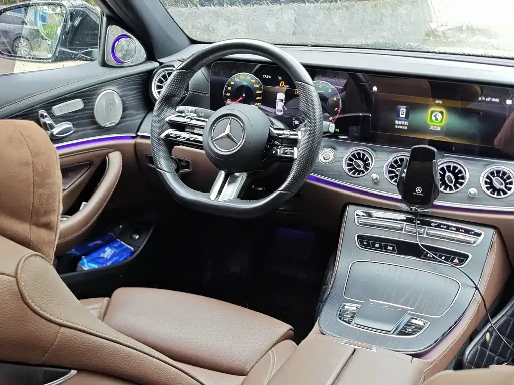 Mercedes-Benz E-Class 2022 — фото 8