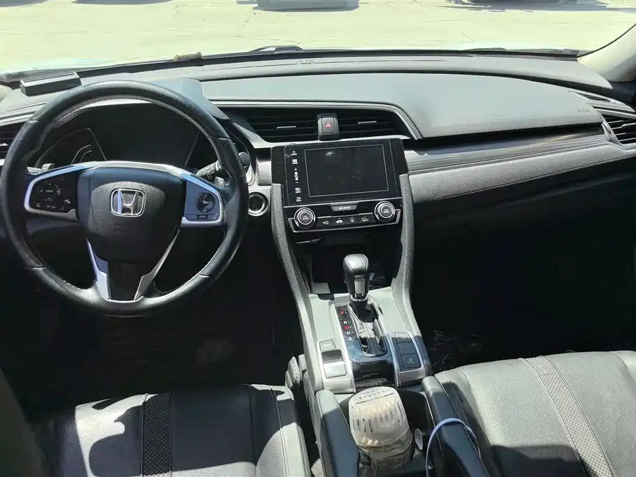 Honda Civic 2020 — фото 12