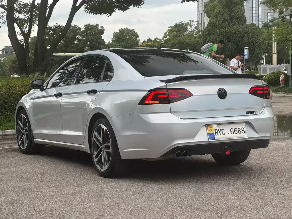 Volkswagen Lamando 2017