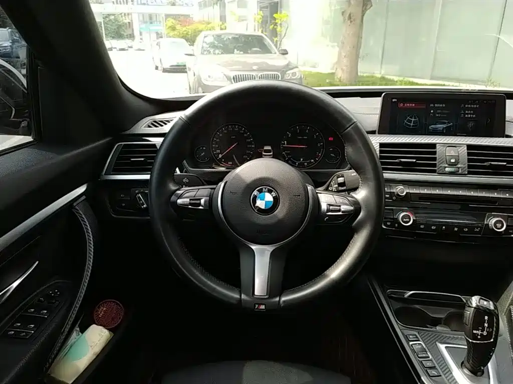 BMW 3 Series GT 2019 — фото 11