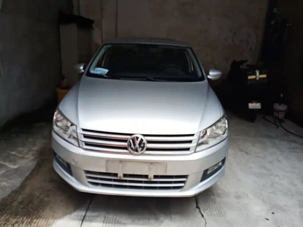 Volkswagen Santana 2015