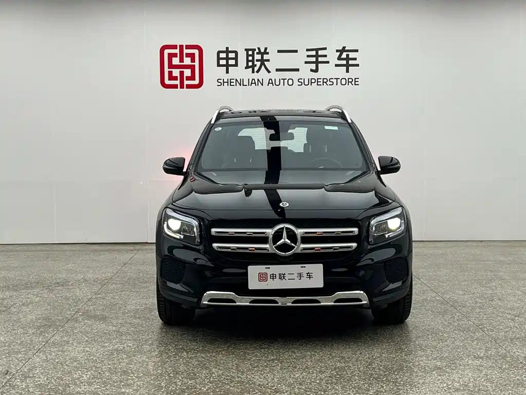 Mercedes-Benz GLB 2023