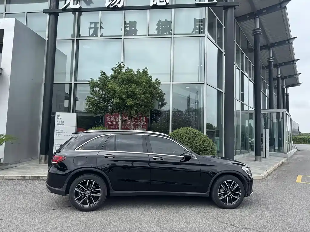Mercedes-Benz GLC 2022 — фото 16