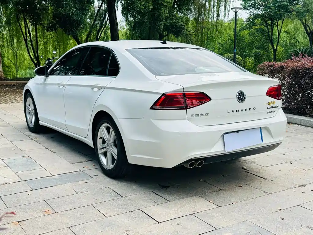 Volkswagen Lamando 2016