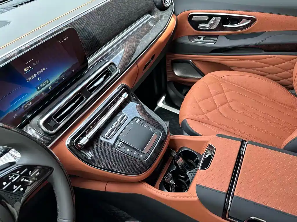 Mercedes-Benz Vito 2025 — фото 11