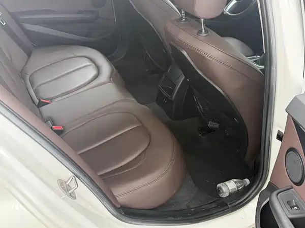 BMW 1 Series 2019