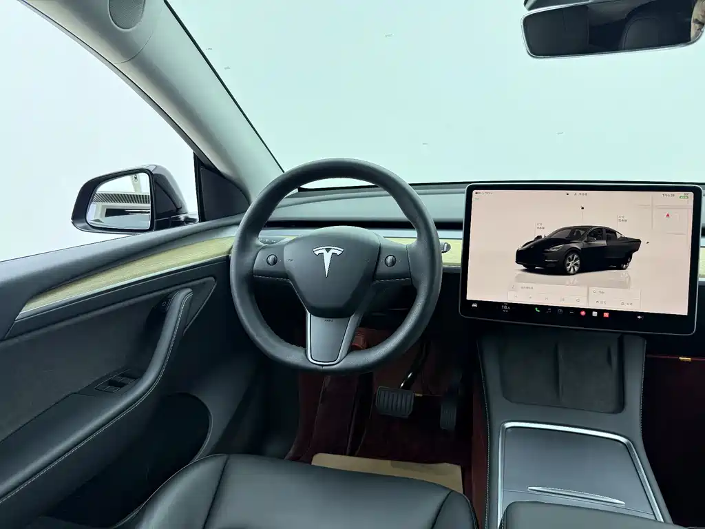 Tesla Model Y 2022 — фото 5