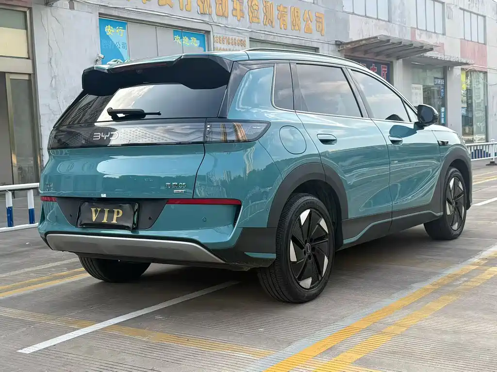 BYD Sealion 05 EV 2025 — фото 5