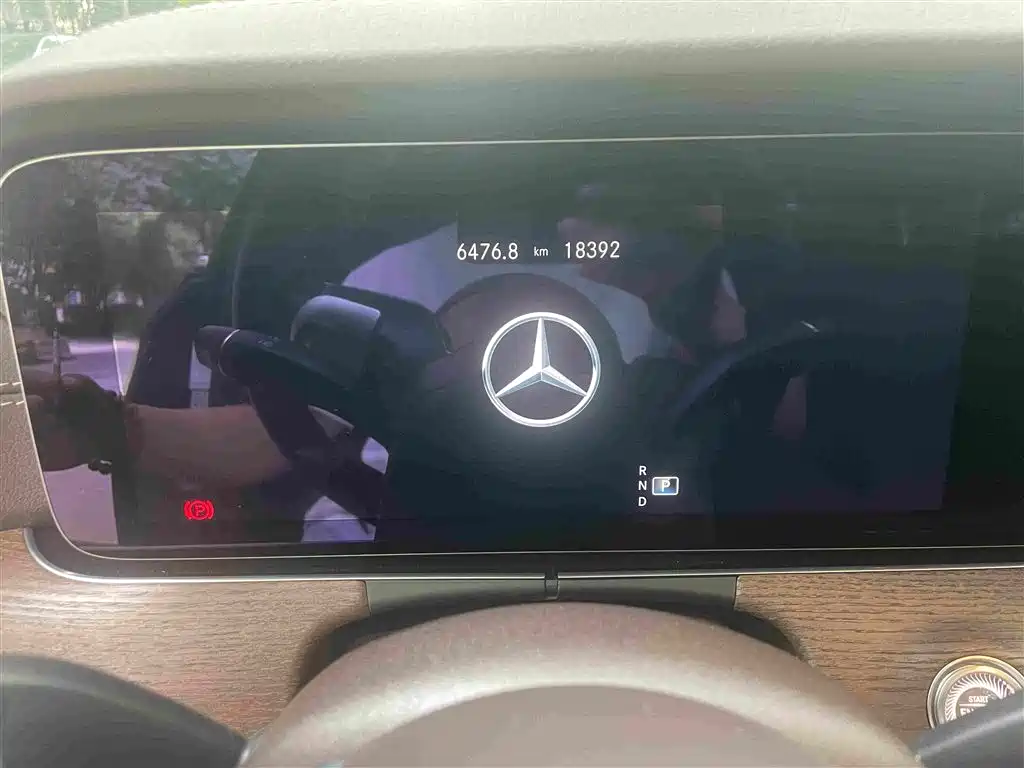 Mercedes-Benz E-Class 2023 — фото 10