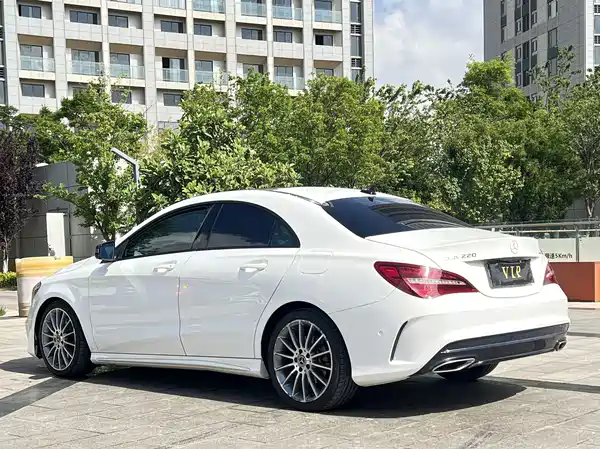 Mercedes-Benz CLA 2018